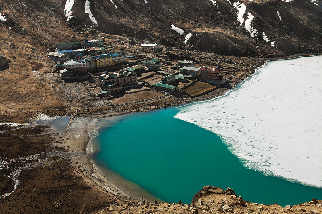 Gokyo Chola Pass EBC Trek-14 Nights 15 Days 4